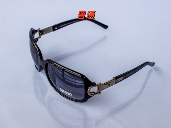 Burberry-Sunglass-0003