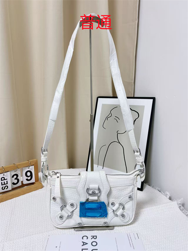 BALENCIAGA Bag-0004