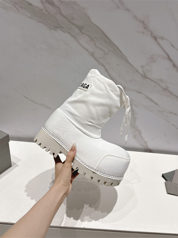 Balenciaga  Boots(AAA)-0011