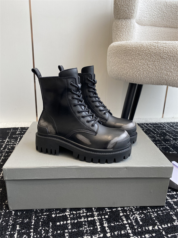 Balenciaga  Boots(AAA)-0017