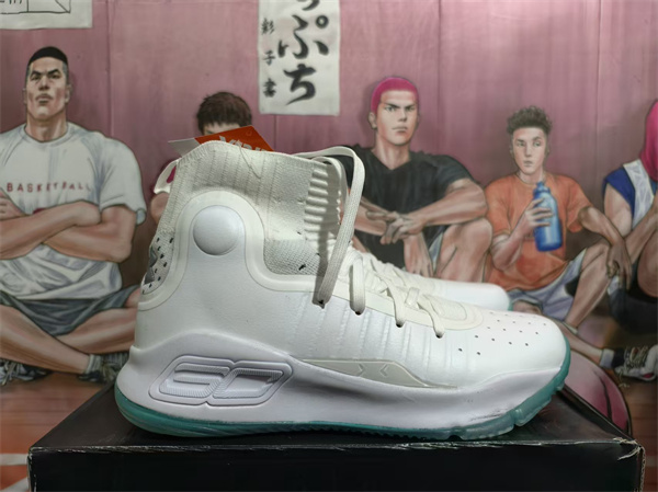 UA Curry 4-M-0004