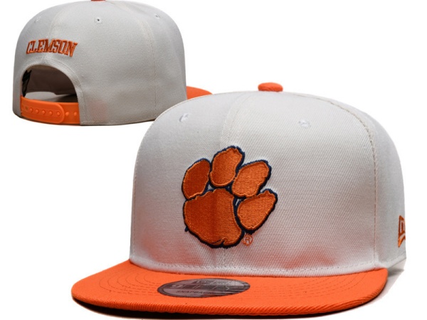 NCAA Snapbacks-0045