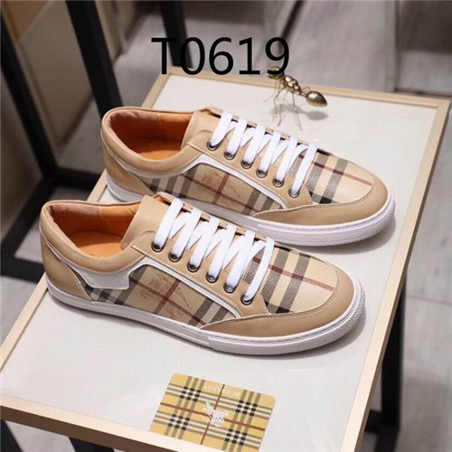 Burberry Shoes-M-013