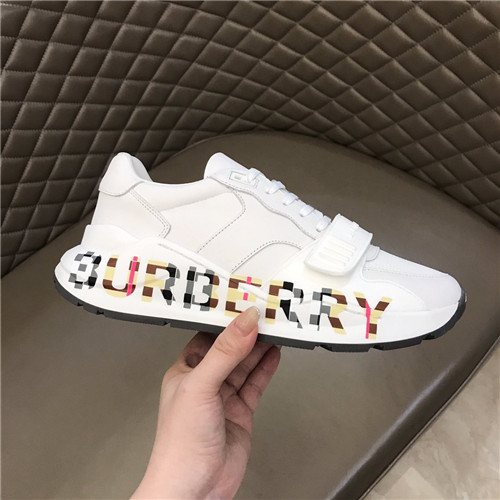 Burberry Shoes-M-251