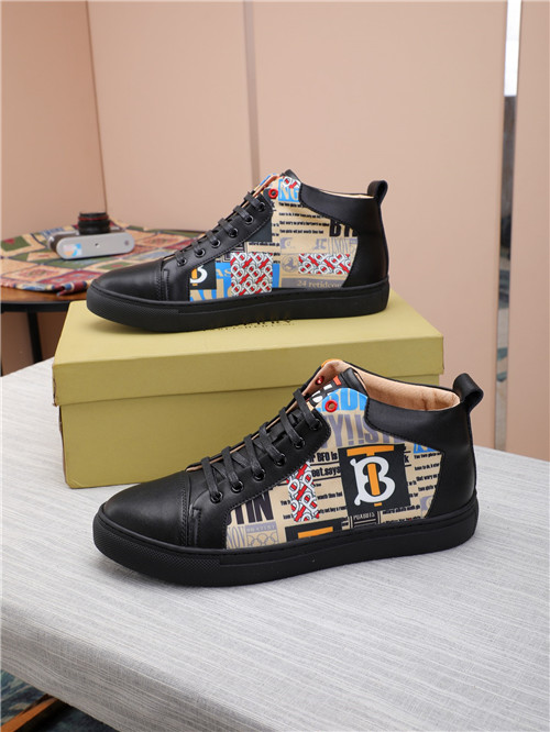 Burberry Shoes-M-274