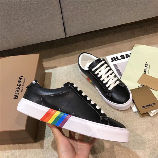 Burberry Shoes-M-285