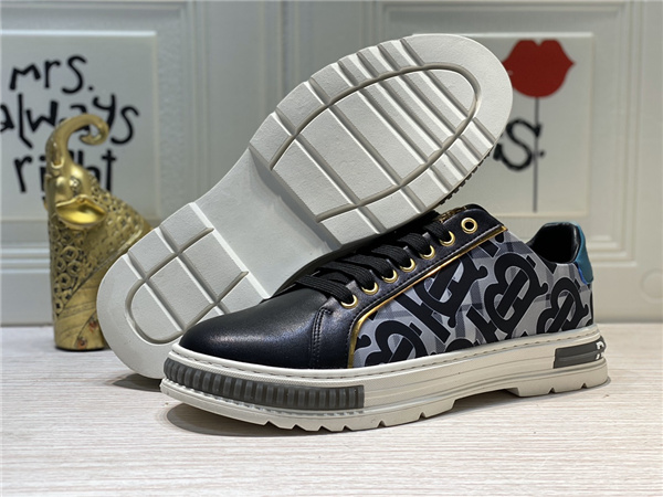 Burberry Shoes-M-311