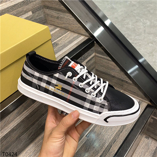 Burberry Shoes-M-086