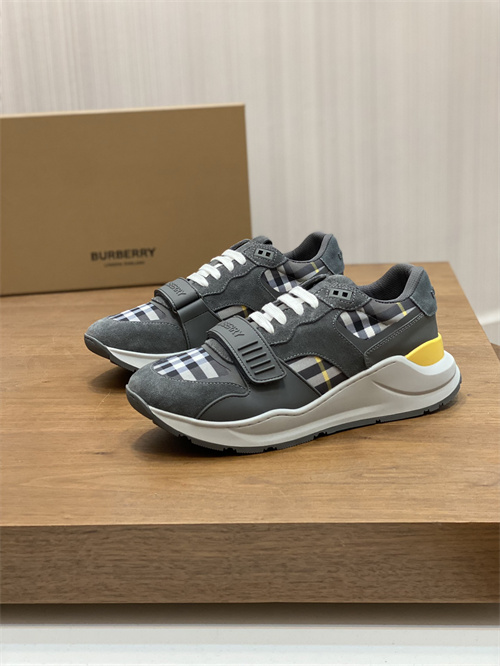 Burberry Shoes-W-0099