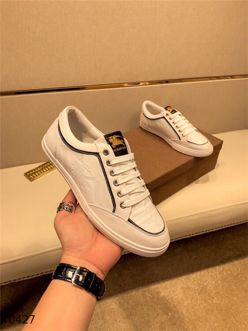 Burberry Shoes-M-096