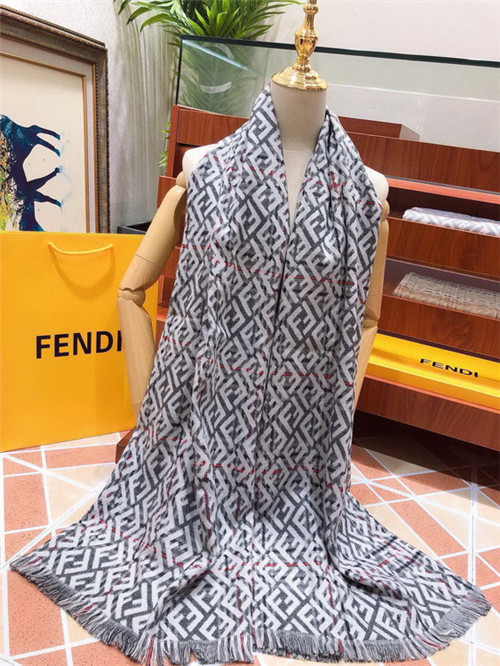 FENDI Scarve-032