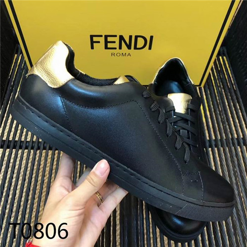 Fendi Shoes-M-022