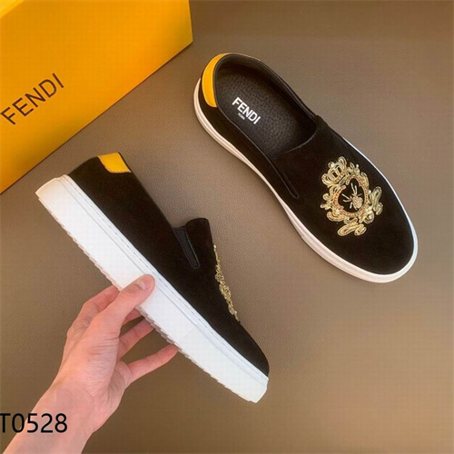 Fendi Shoes-M-250