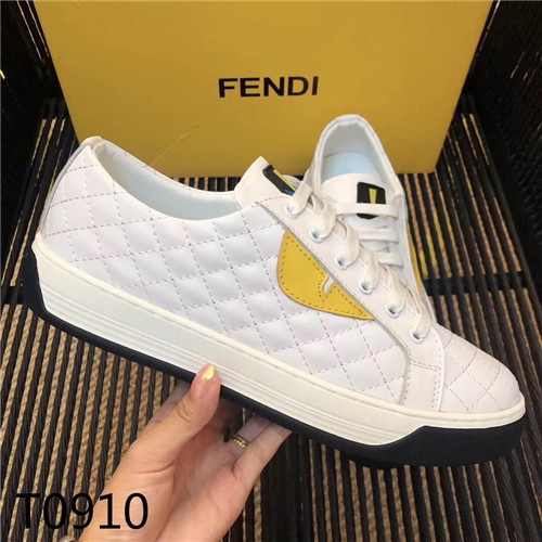 Fendi Shoes-M-030
