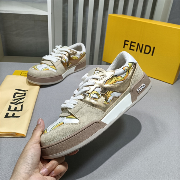 Fendi Shoes-M-0506