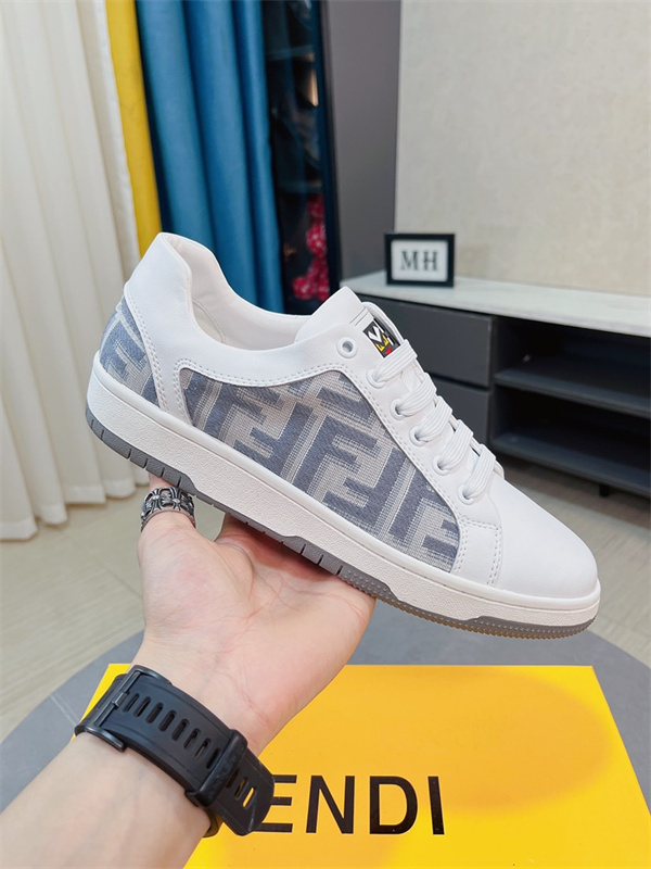 Fendi Shoes-M-0571