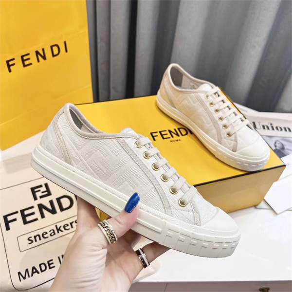 Fendi Shoes-M-0583