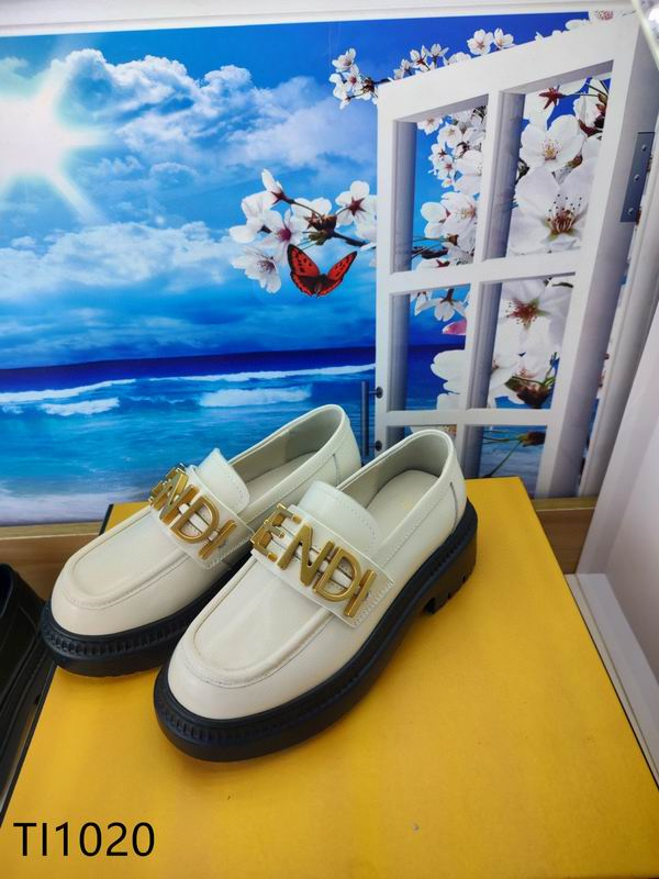 Fendi Shoes-M-0705