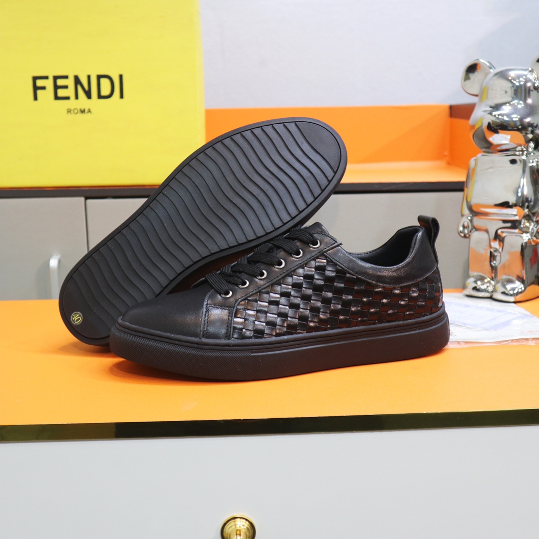 Fendi Shoes-M-0836