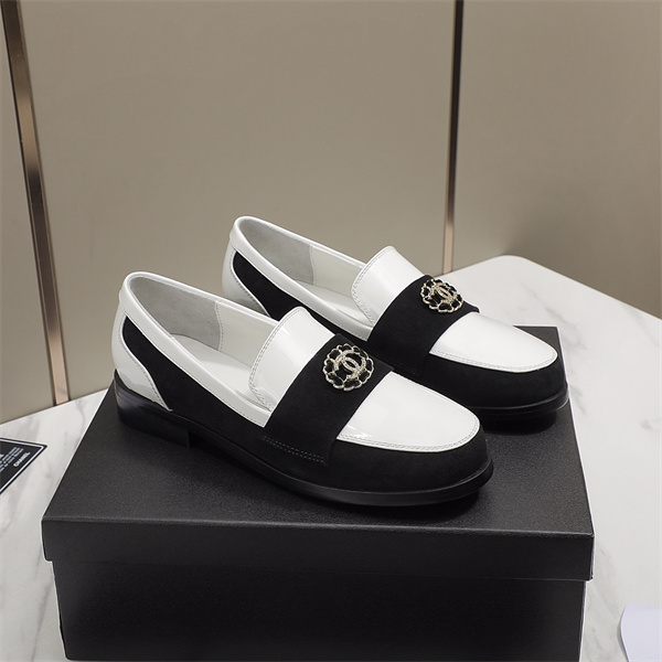 Chanel Shoes-W-301
