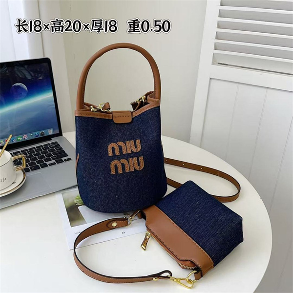 Miu Miu Bag-0004