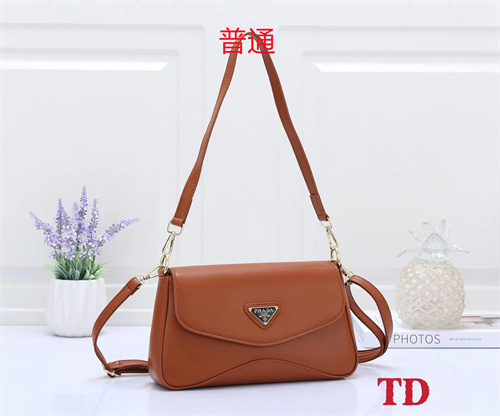 Prada small bag-0004