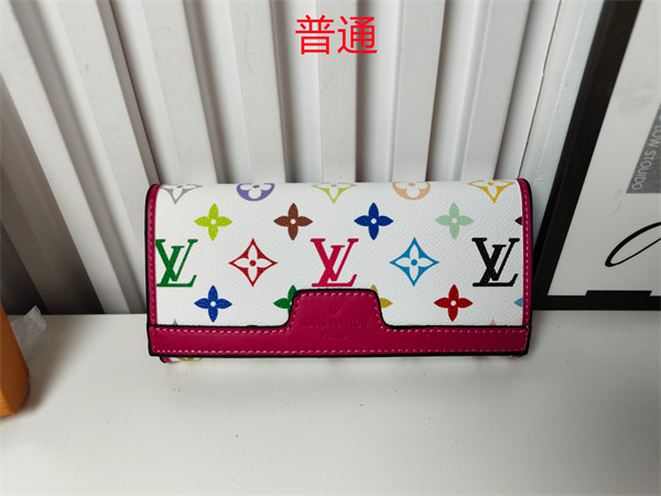 LV Wallet-0187