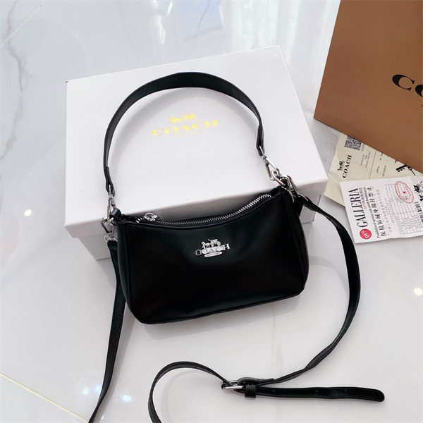 Coach small bag-0270
