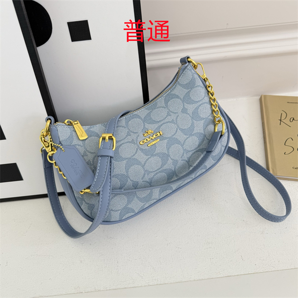Coach small bag-0551