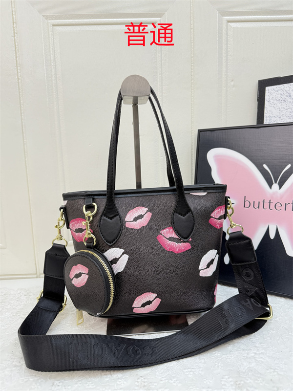 Coach small bag-0980