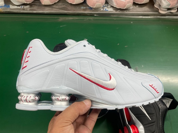 Shox R4-M-0069