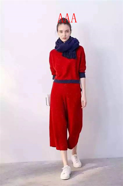 ACNE-Shawl-015