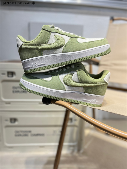 AF1 Low-W-1724