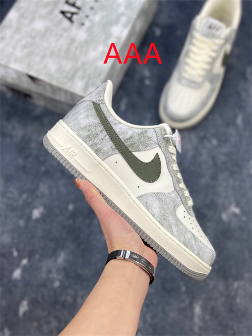 AF1 Low(AAA)-221