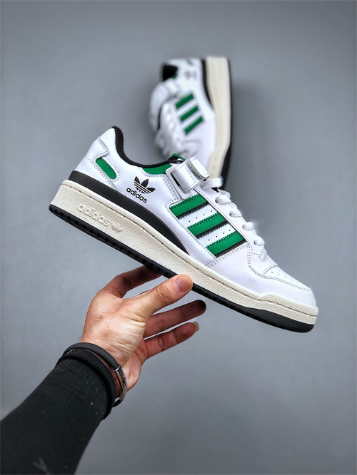 Adidas Originals Forum 84-M-102