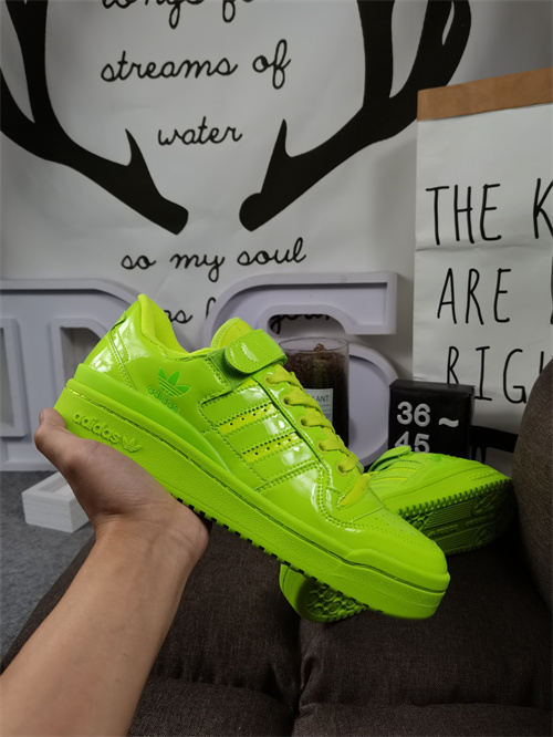 Adidas Originals Forum 84-M-040