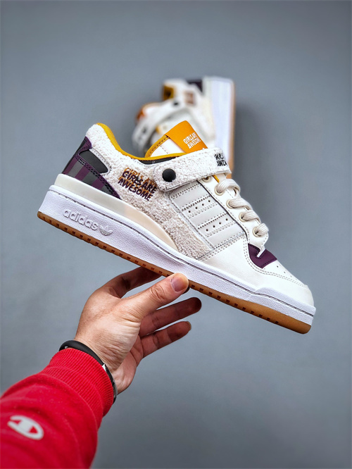 Adidas Originals Forum 84-W-059