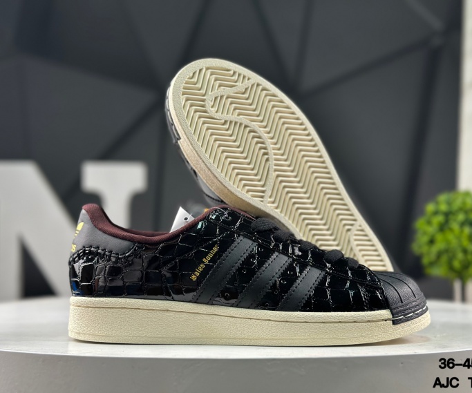 Adidas Originals Superstar-M-0555