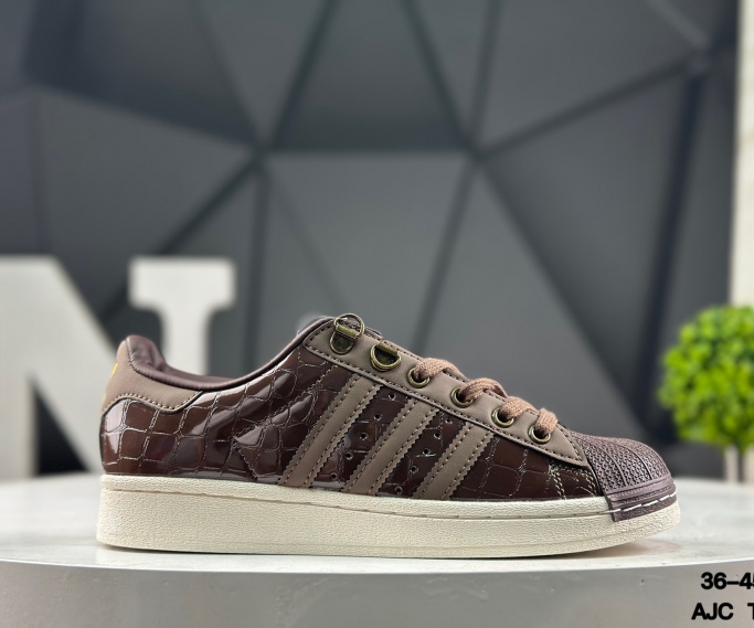 Adidas Originals Superstar-M-0570