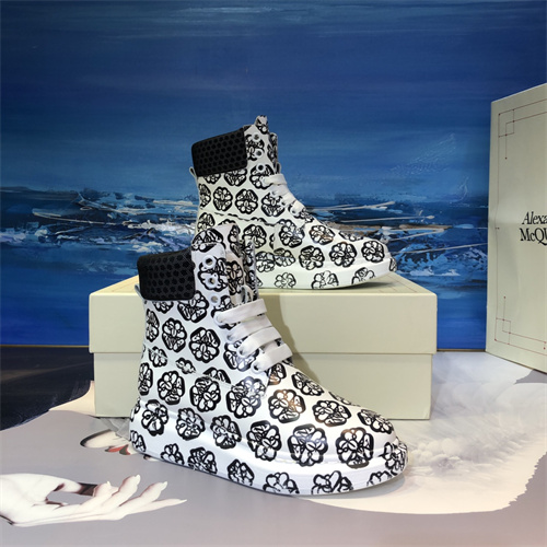 Alexander McQueen Shoes(AAA)-M/W-585