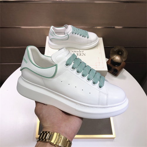 Alexander McQueen Shoes(AAA)-M/W-678