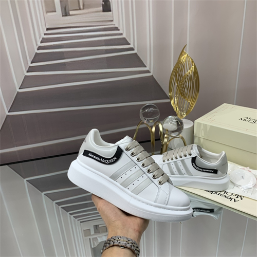 Alexander McQueen Shoes(AAA)-M/W-741