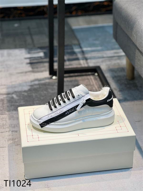 Alexander McQueen Shoes(AAA)-M/W-838