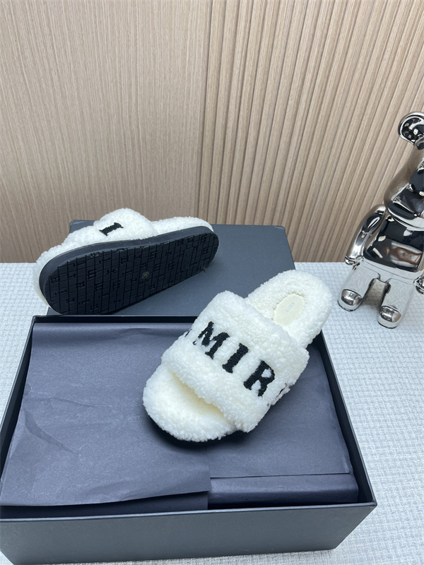 Amiri Slipper-M-0016