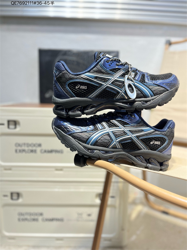 Asics shoes-W-0191
