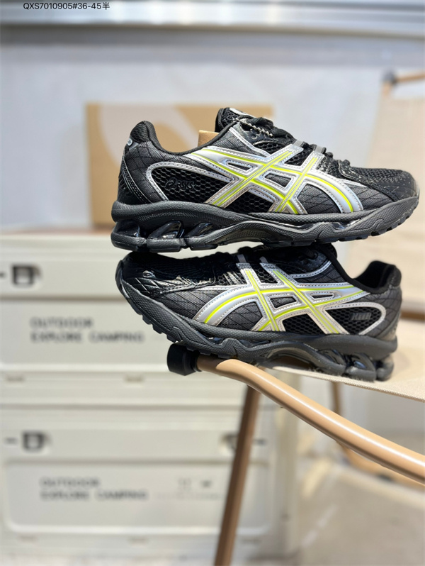 Asics shoes-W-0415