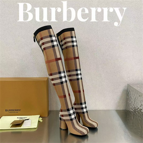 Burberry Boots(AAA)-0006
