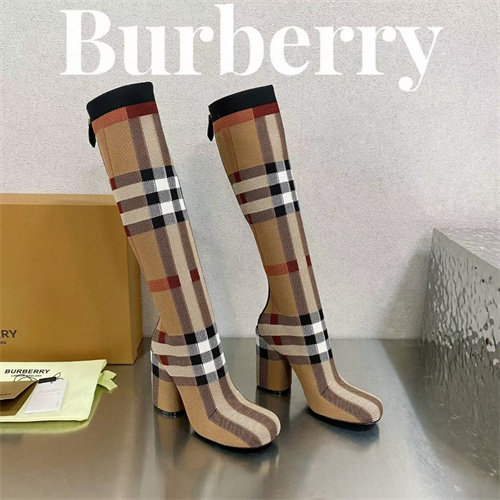 Burberry Boots(AAA)-0007