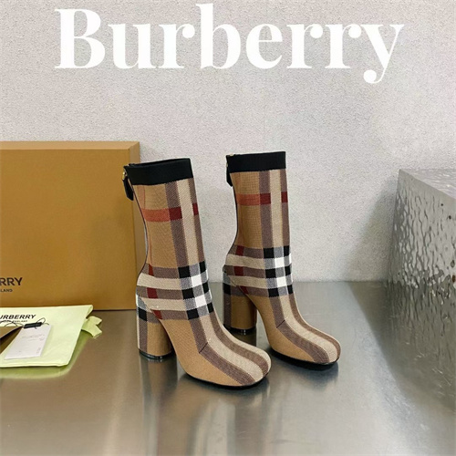 Burberry Boots(AAA)-0008