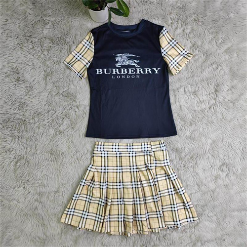 Burberry(Women)suits-013